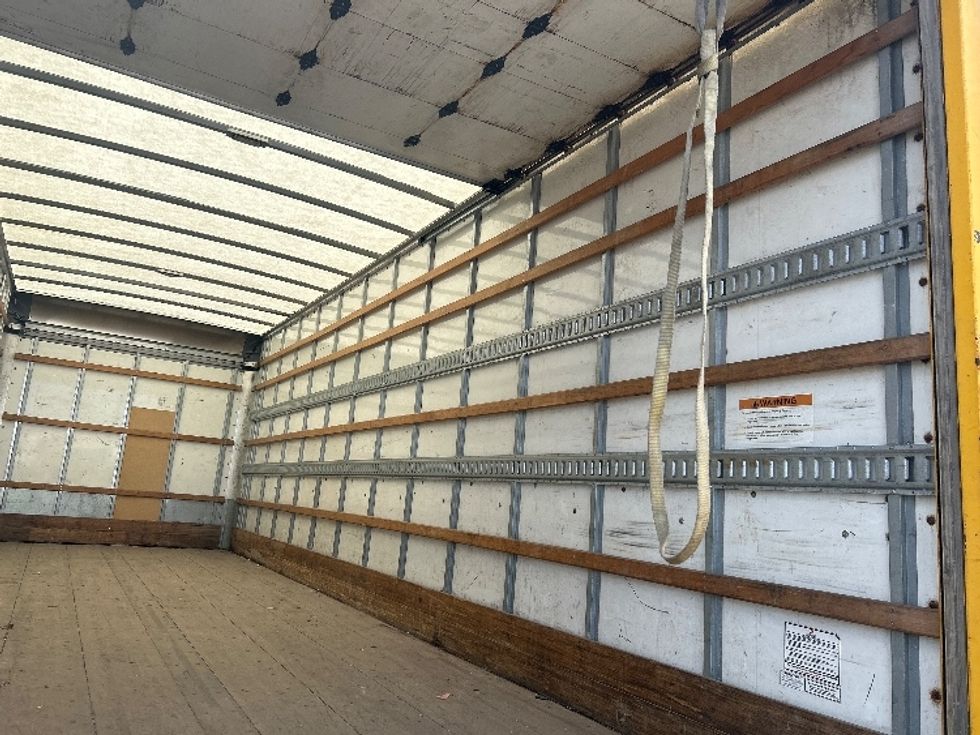 Medium Duty Box Truck-Light and Medium Duty Trucks-International-2020-MV607-Braintree-MA-138,944\n\t\tmiles-$ 49,750 - Image 12
