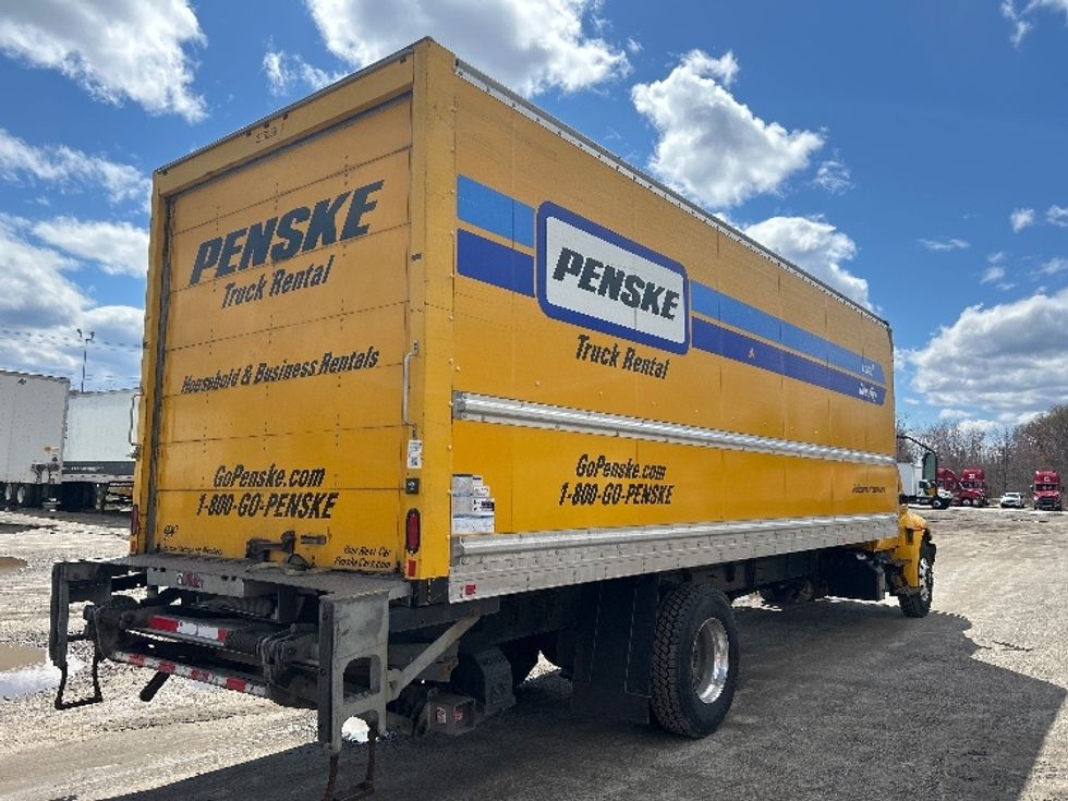 Medium Duty Box Truck-Light and Medium Duty Trucks-International-2020-MV607-Braintree-MA-138,944\n\t\tmiles-$ 49,750 - Image 13