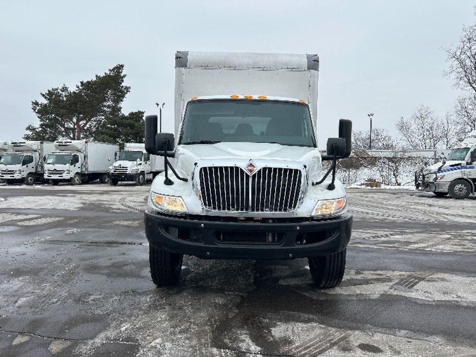 Medium Duty Box Truck-Light and Medium Duty Trucks-International-2020-MV607-Brooklyn Park-MN-100,523\n\t\tmiles-$ 58,250 - Image 2