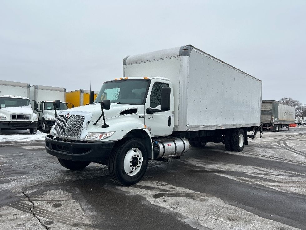 Medium Duty Box Truck-Light and Medium Duty Trucks-International-2020-MV607-Brooklyn Park-MN-100,523\n\t\tmiles-$ 58,250 - Image 3