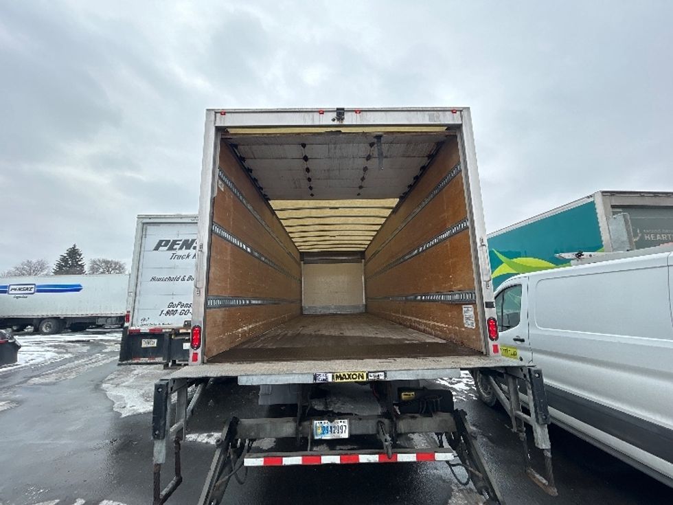 Medium Duty Box Truck-Light and Medium Duty Trucks-International-2020-MV607-Brooklyn Park-MN-100,523\n\t\tmiles-$ 58,250 - Image 8