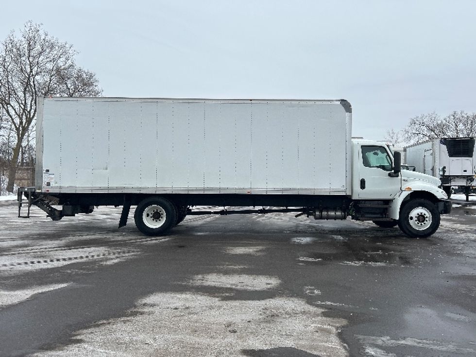 Medium Duty Box Truck-Light and Medium Duty Trucks-International-2020-MV607-Brooklyn Park-MN-100,523\n\t\tmiles-$ 58,250 - Image 15