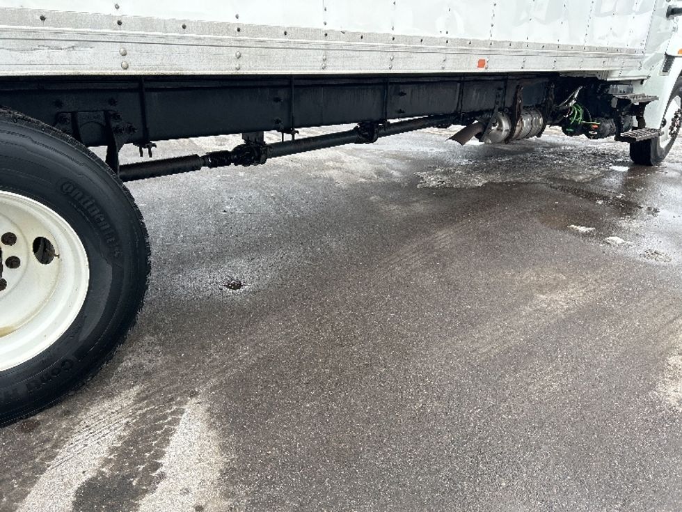 Medium Duty Box Truck-Light and Medium Duty Trucks-International-2020-MV607-Brooklyn Park-MN-100,523\n\t\tmiles-$ 58,250 - Image 14