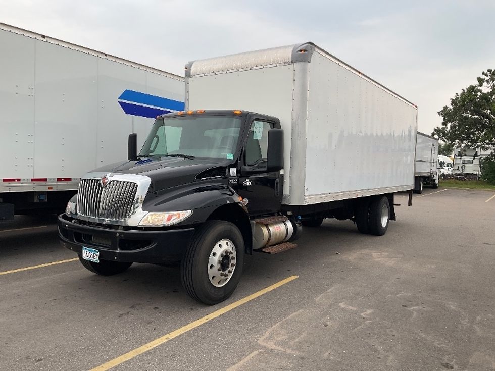 Medium Duty Box Truck-Light and Medium Duty Trucks-International-2020-MV607-Brooklyn Park-MN-102,431\n\t\tmiles-$ 49,000 - Image 3