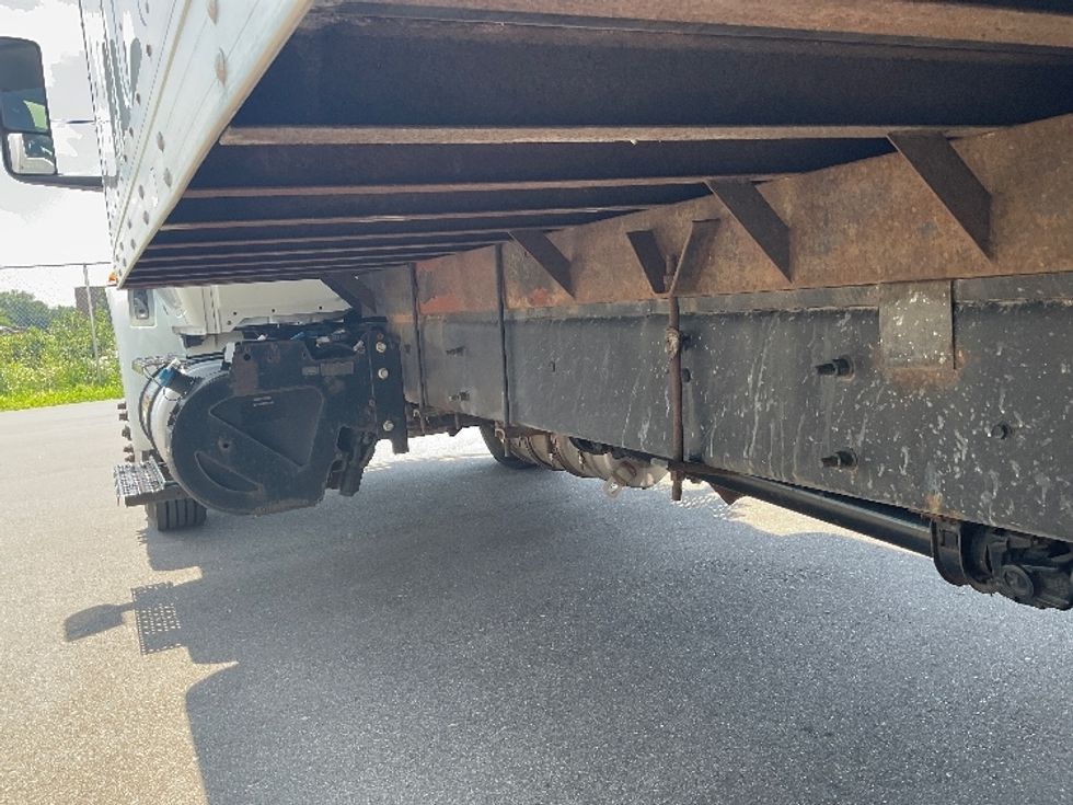Medium Duty Box Truck-Light and Medium Duty Trucks-International-2020-MV607-Brooklyn Park-MN-124,711\n\t\tmiles-$ 42,750 - Image 5