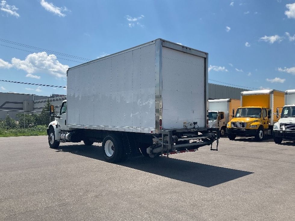 Medium Duty Box Truck-Light and Medium Duty Trucks-International-2020-MV607-Brooklyn Park-MN-124,711\n\t\tmiles-$ 42,750 - Image 6