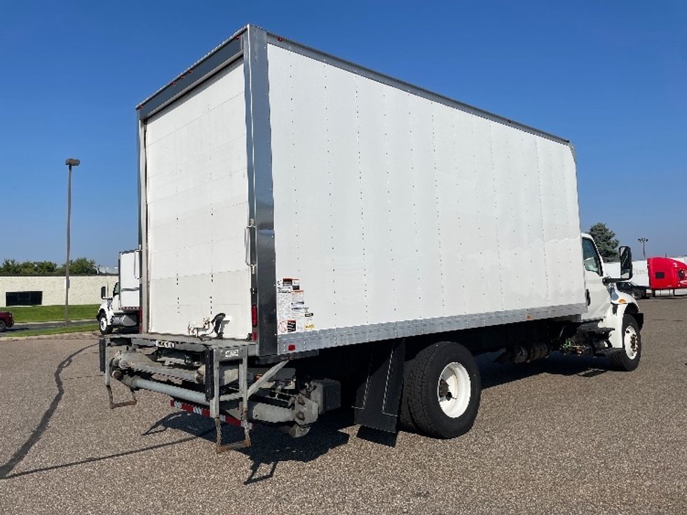 Medium Duty Box Truck-Light and Medium Duty Trucks-International-2020-MV607-Brooklyn Park-MN-124,711\n\t\tmiles-$ 42,750 - Image 13