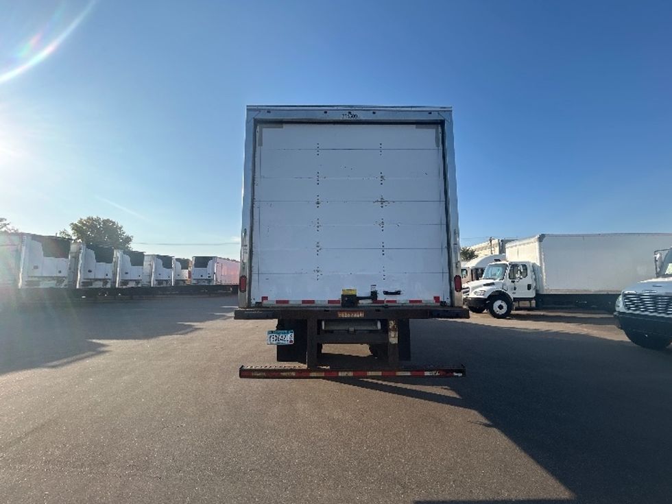 Medium Duty Box Truck-Light and Medium Duty Trucks-International-2020-MV607-Brooklyn Park-MN-133,668\n\t\tmiles-$ 42,250 - Image 7