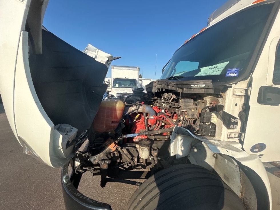 Medium Duty Box Truck-Light and Medium Duty Trucks-International-2020-MV607-Brooklyn Park-MN-133,668\n\t\tmiles-$ 42,250 - Image 22