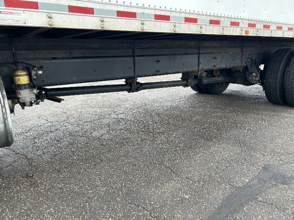 Medium Duty Box Truck-Light and Medium Duty Trucks-International-2020-MV607-Brooklyn Park-MN-206,408\n\t\tmiles-$ 30,250 - Image 5