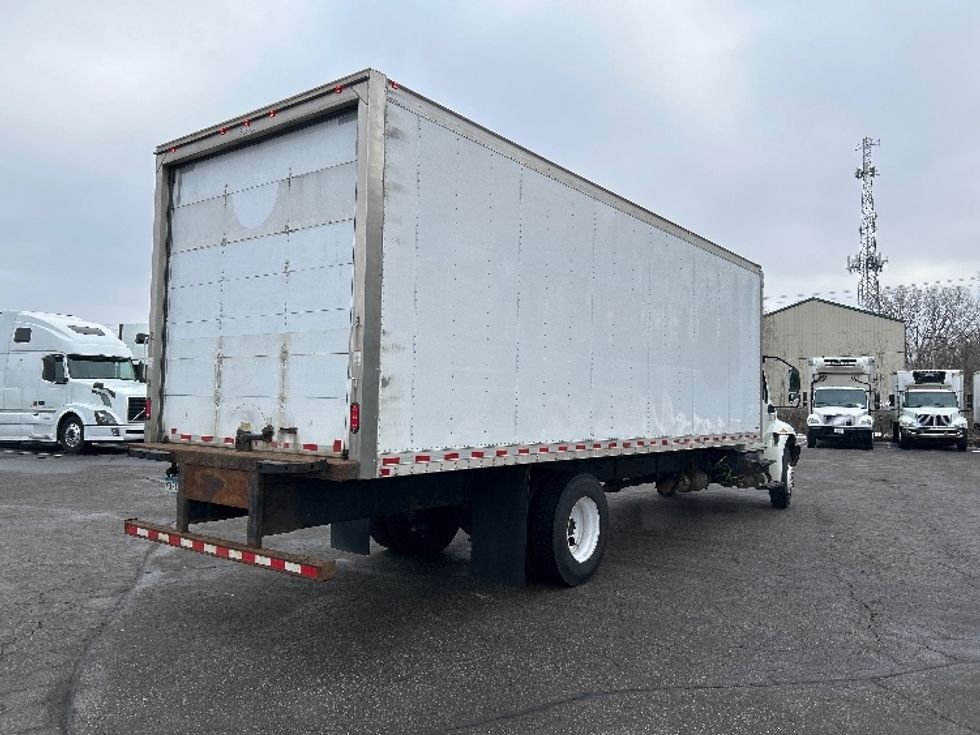 Medium Duty Box Truck-Light and Medium Duty Trucks-International-2020-MV607-Brooklyn Park-MN-206,408\n\t\tmiles-$ 30,250 - Image 11