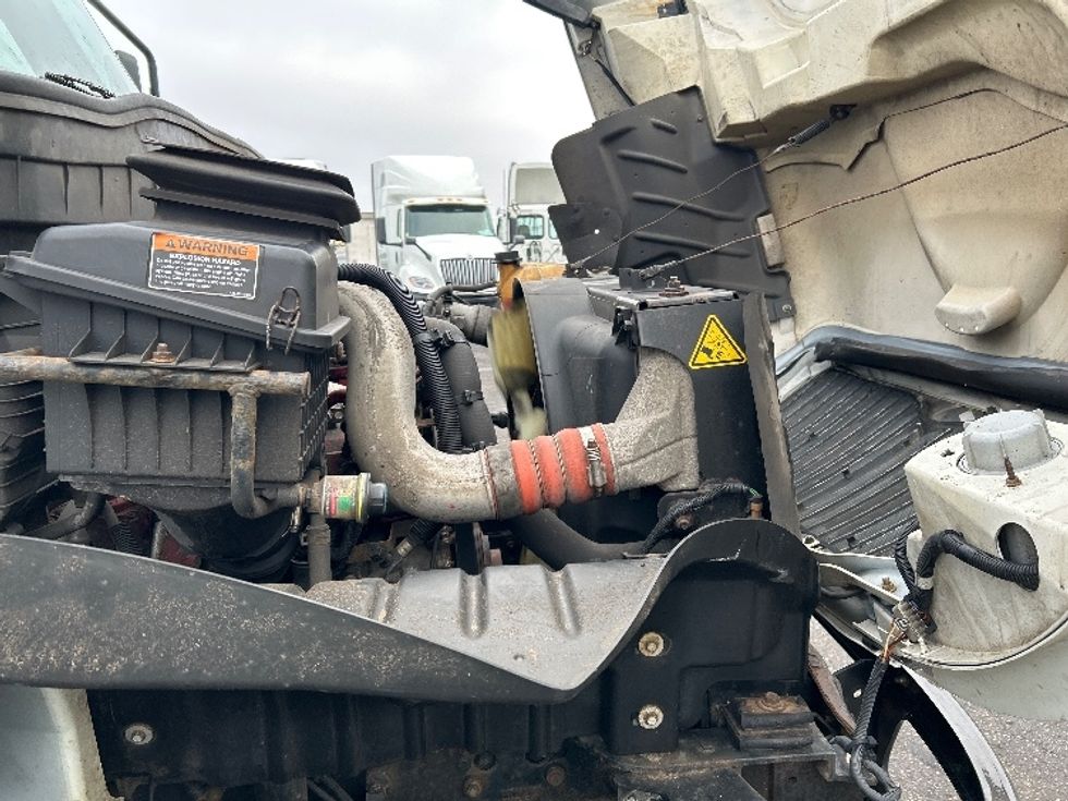 Medium Duty Box Truck-Light and Medium Duty Trucks-International-2020-MV607-Brooklyn Park-MN-206,408\n\t\tmiles-$ 30,250 - Image 21