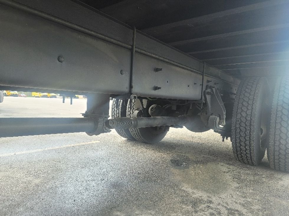 Medium Duty Box Truck-Light and Medium Duty Trucks-International-2020-MV607-Brooklyn Park-MN-227,100\n\t\tmiles-$ 42,250 - Image 5