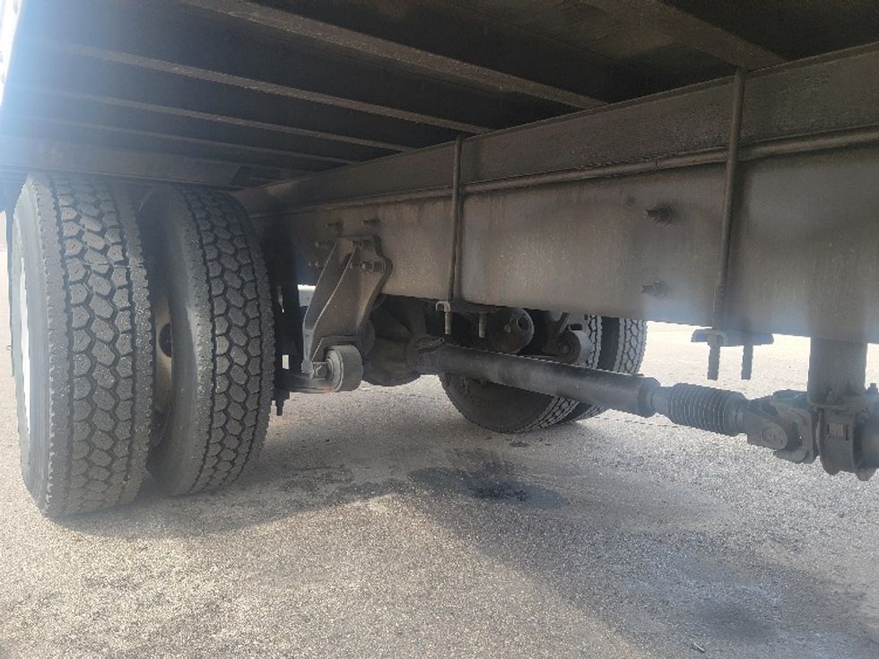 Medium Duty Box Truck-Light and Medium Duty Trucks-International-2020-MV607-Brooklyn Park-MN-227,100\n\t\tmiles-$ 42,250 - Image 14