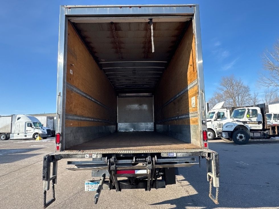 Medium Duty Box Truck-Light and Medium Duty Trucks-International-2020-MV607-Brooklyn Park-MN-278,811\n\t\tmiles-$ 32,250 - Image 8