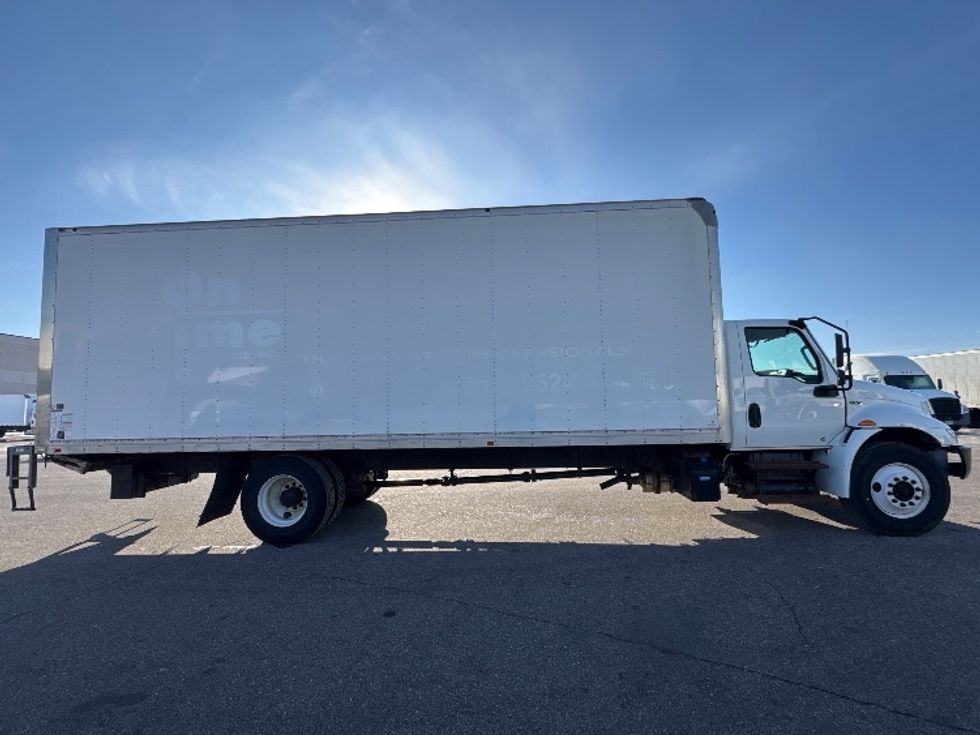 Medium Duty Box Truck-Light and Medium Duty Trucks-International-2020-MV607-Brooklyn Park-MN-278,811\n\t\tmiles-$ 32,250 - Image 15