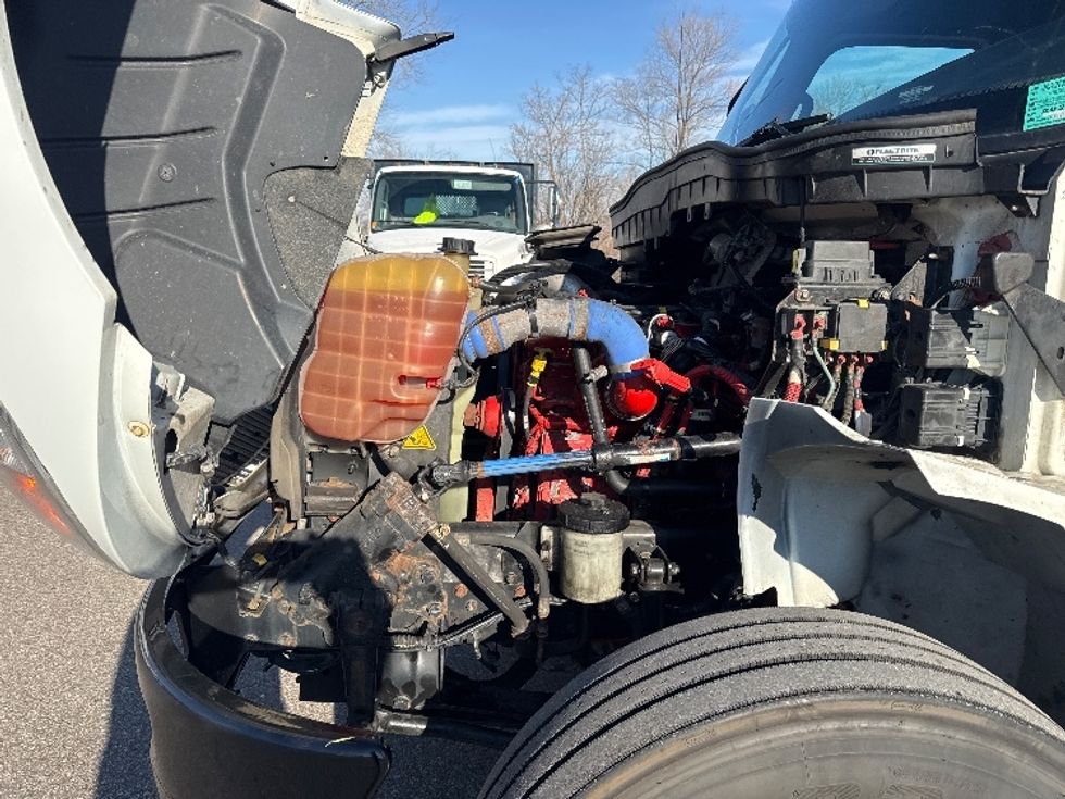 Medium Duty Box Truck-Light and Medium Duty Trucks-International-2020-MV607-Brooklyn Park-MN-278,811\n\t\tmiles-$ 32,250 - Image 24