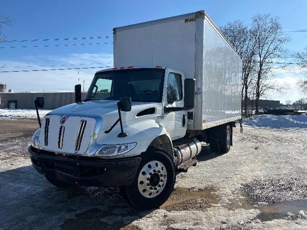 Medium Duty Box Truck-Light and Medium Duty Trucks-International-2020-MV607-Brooklyn Park-MN-280,374\n\t\tmiles-$ 24,250 - Image 3