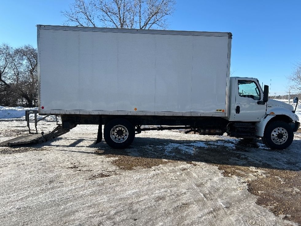 Medium Duty Box Truck-Light and Medium Duty Trucks-International-2020-MV607-Brooklyn Park-MN-280,374\n\t\tmiles-$ 24,250 - Image 15