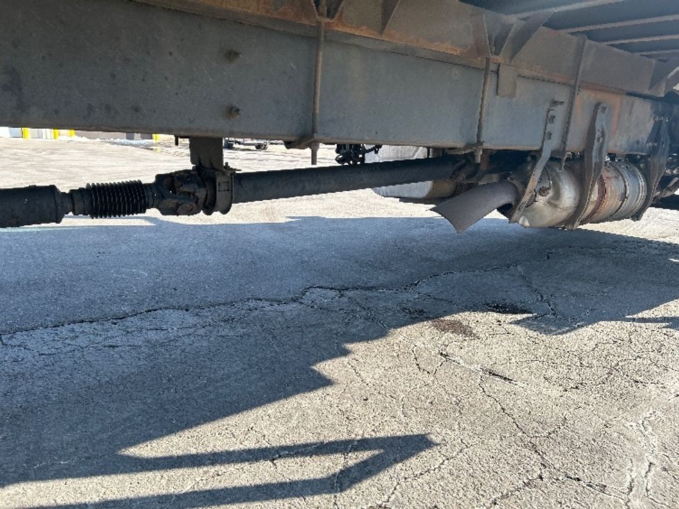 Medium Duty Box Truck-Light and Medium Duty Trucks-International-2020-MV607-Brooklyn Park-MN-288,970\n\t\tmiles-$ 24,750 - Image 14