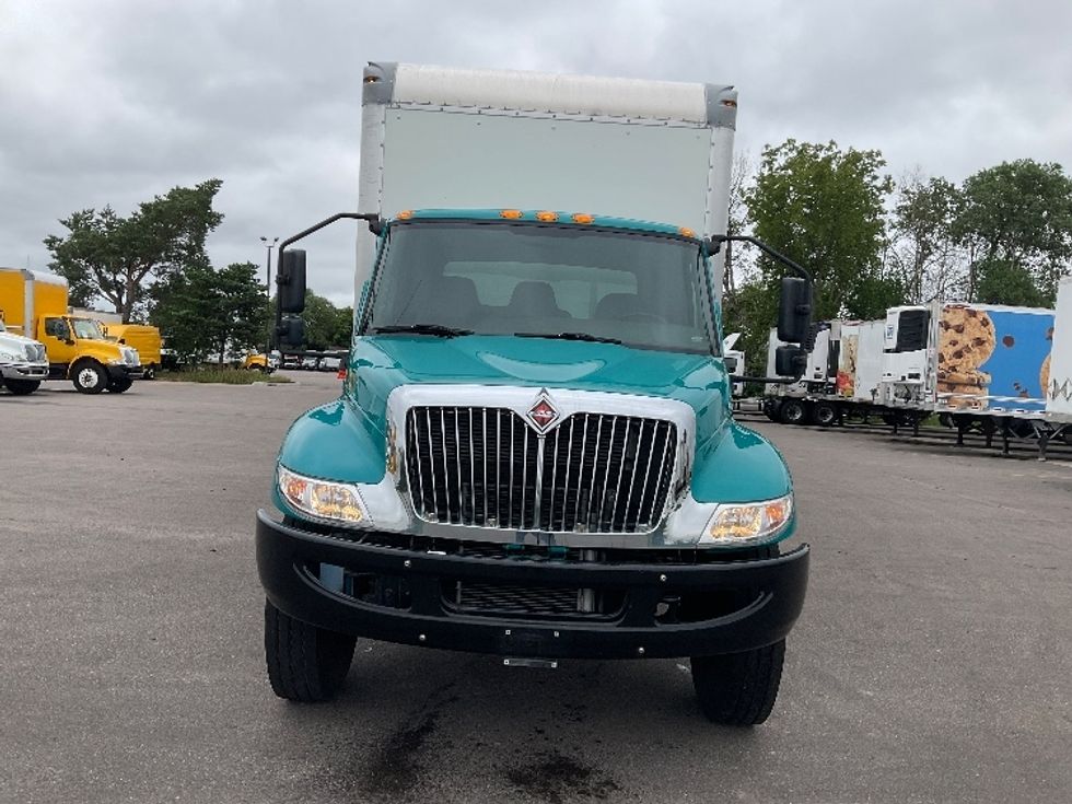 Medium Duty Box Truck-Light and Medium Duty Trucks-International-2020-MV607-Brooklyn Park-MN-34,842\n\t\tmiles-$ 62,750 - Image 2