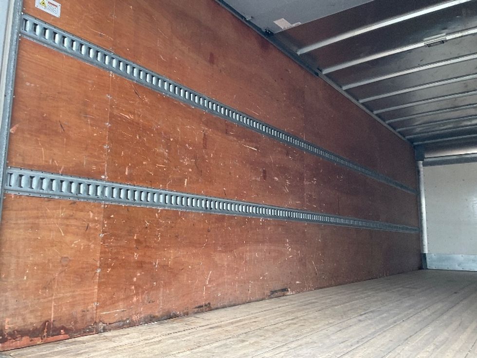 Medium Duty Box Truck-Light and Medium Duty Trucks-International-2020-MV607-Brooklyn Park-MN-34,842\n\t\tmiles-$ 62,750 - Image 11