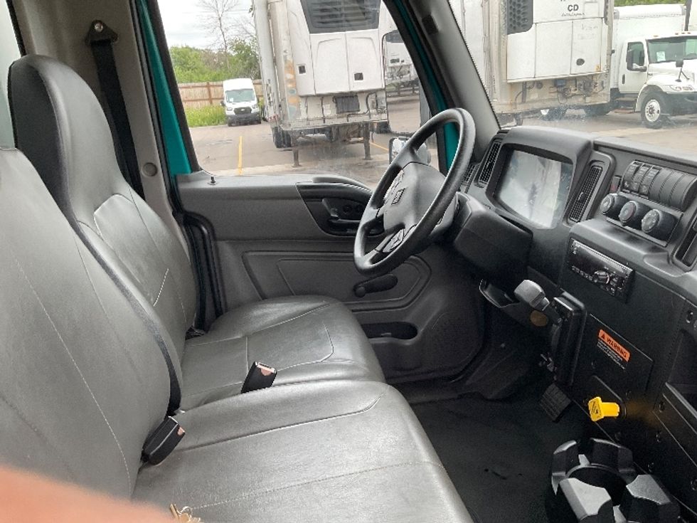 Medium Duty Box Truck-Light and Medium Duty Trucks-International-2020-MV607-Brooklyn Park-MN-34,842\n\t\tmiles-$ 62,750 - Image 22