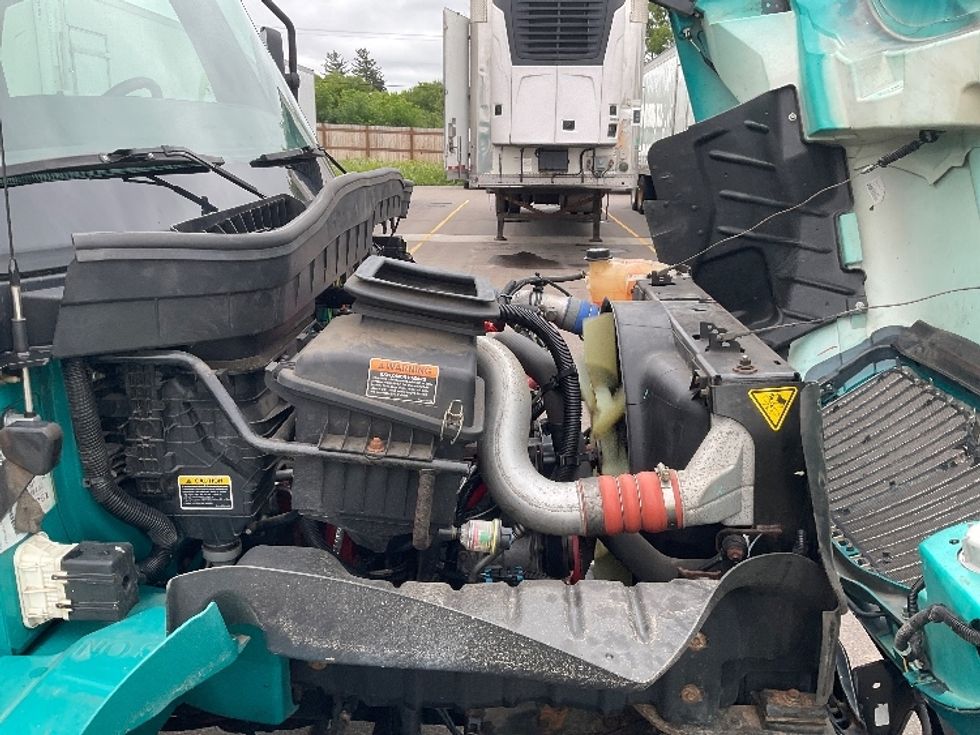 Medium Duty Box Truck-Light and Medium Duty Trucks-International-2020-MV607-Brooklyn Park-MN-34,842\n\t\tmiles-$ 62,750 - Image 23