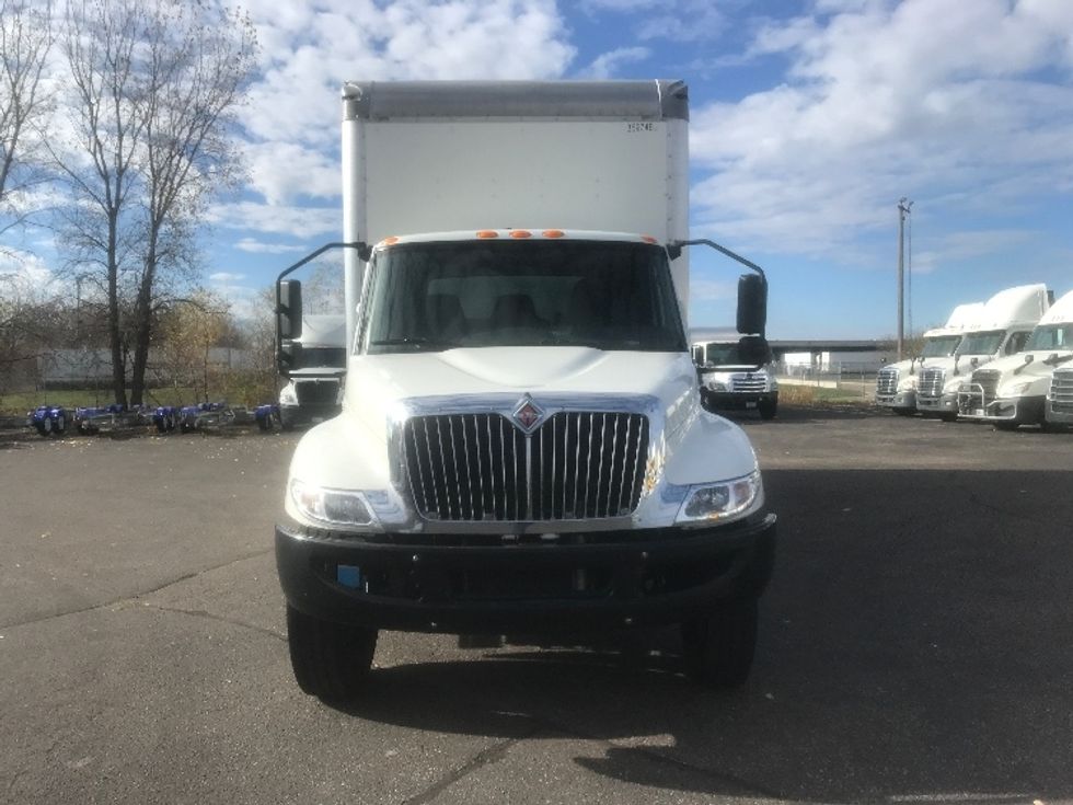 Medium Duty Box Truck-Light and Medium Duty Trucks-International-2020-MV607-Brooklyn Park-MN-62,470\n\t\tmiles-$ 64,250 - Image 2