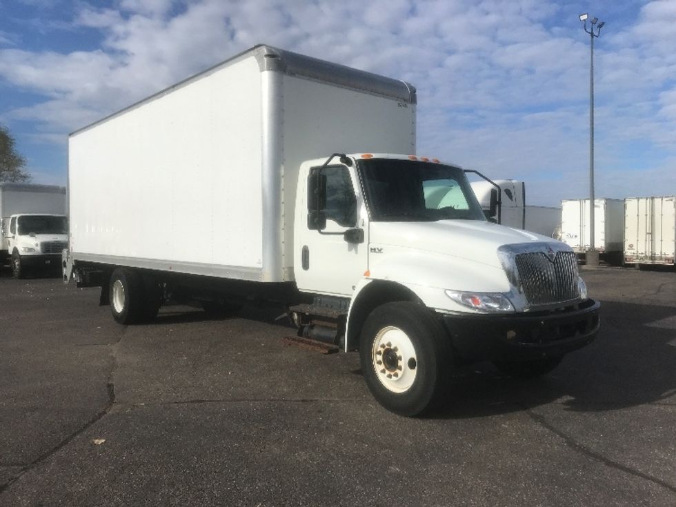 Medium Duty Box Truck-Light and Medium Duty Trucks-International-2020-MV607-Brooklyn Park-MN-62,470\n\t\tmiles-$ 64,250 - Image 1