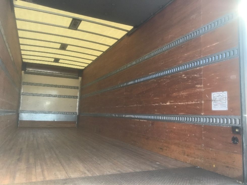 Medium Duty Box Truck-Light and Medium Duty Trucks-International-2020-MV607-Brooklyn Park-MN-62,470\n\t\tmiles-$ 64,250 - Image 12