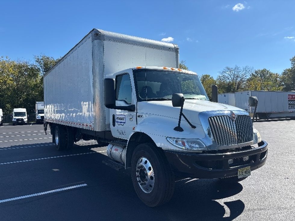 Medium Duty Box Truck-Light and Medium Duty Trucks-International-2020-MV607-Burlington-NJ-202,755\n\t\tmiles-$ 51,750 - Image 1