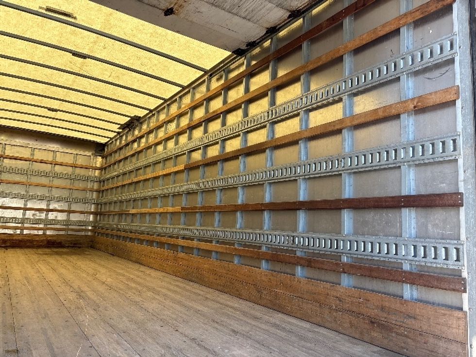 Medium Duty Box Truck-Light and Medium Duty Trucks-International-2020-MV607-Burlington-NJ-202,755\n\t\tmiles-$ 51,750 - Image 12