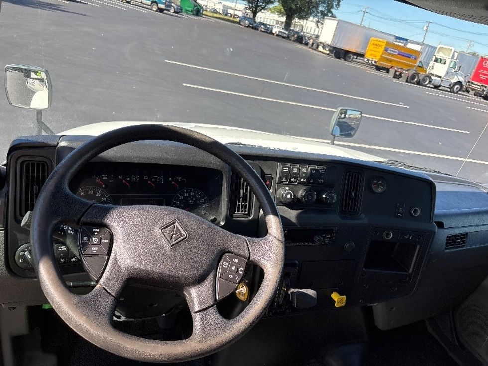 Medium Duty Box Truck-Light and Medium Duty Trucks-International-2020-MV607-Burlington-NJ-202,755\n\t\tmiles-$ 51,750 - Image 18