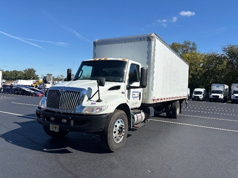 Medium Duty Box Truck-Light and Medium Duty Trucks-International-2020-MV607-Burlington-NJ-202,755\n\t\tmiles-$ 51,750 - Image 3