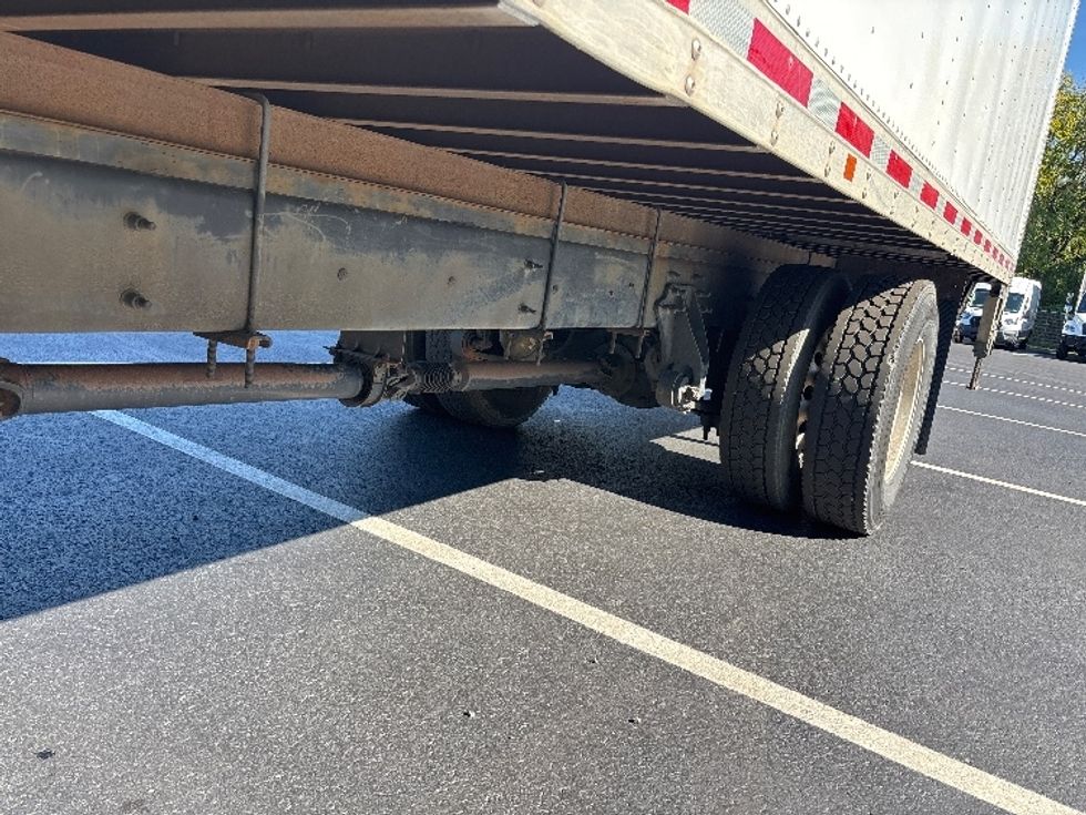 Medium Duty Box Truck-Light and Medium Duty Trucks-International-2020-MV607-Burlington-NJ-202,755\n\t\tmiles-$ 51,750 - Image 5