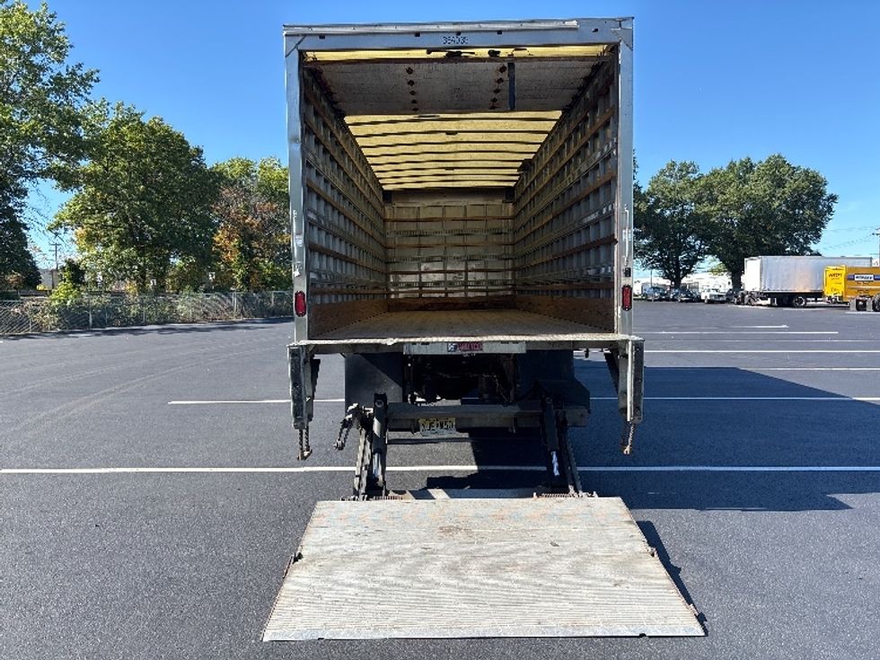 Medium Duty Box Truck-Light and Medium Duty Trucks-International-2020-MV607-Burlington-NJ-202,755\n\t\tmiles-$ 51,750 - Image 9