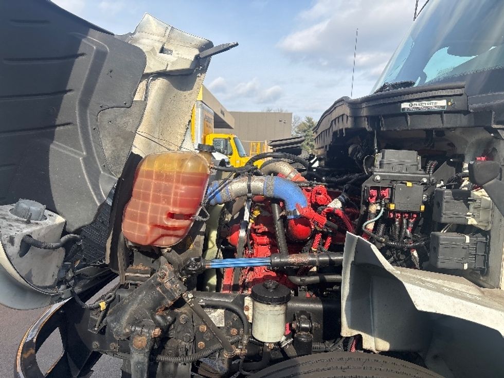 Medium Duty Box Truck-Light and Medium Duty Trucks-International-2020-MV607-Burlington-NJ-208,965\n\t\tmiles-$ 33,500 - Image 24