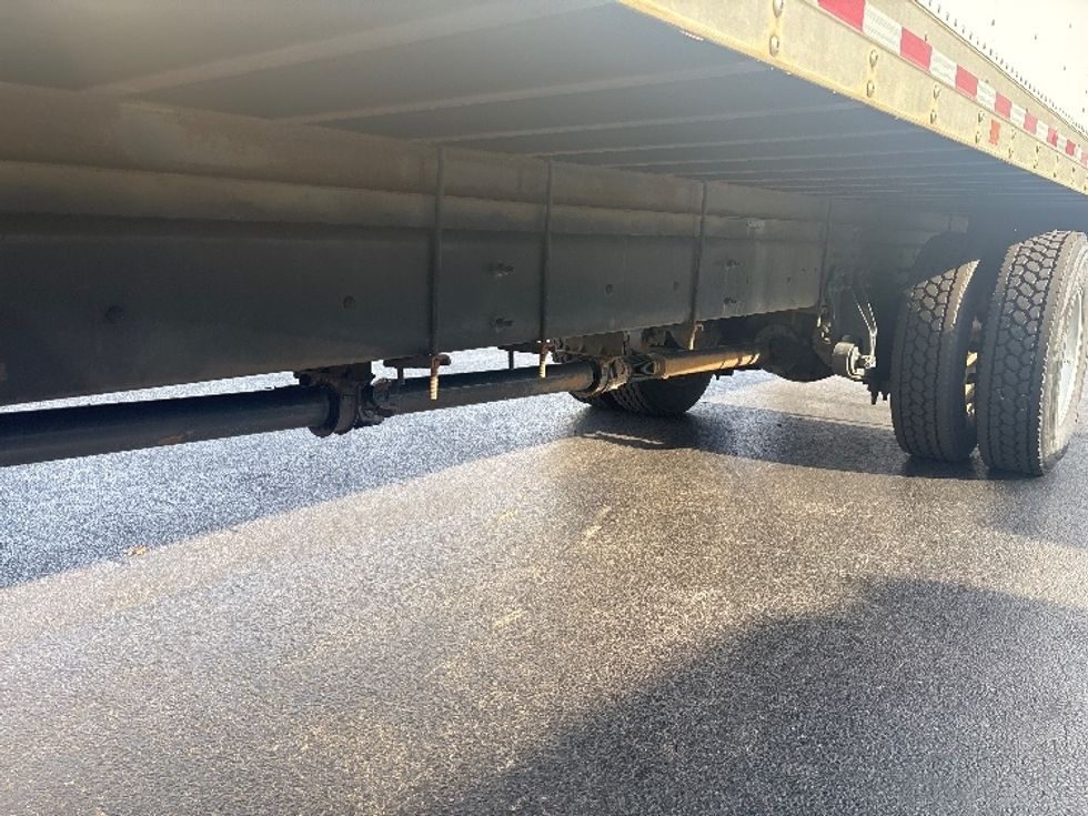 Medium Duty Box Truck-Light and Medium Duty Trucks-International-2020-MV607-Burlington-NJ-208,965\n\t\tmiles-$ 33,500 - Image 5