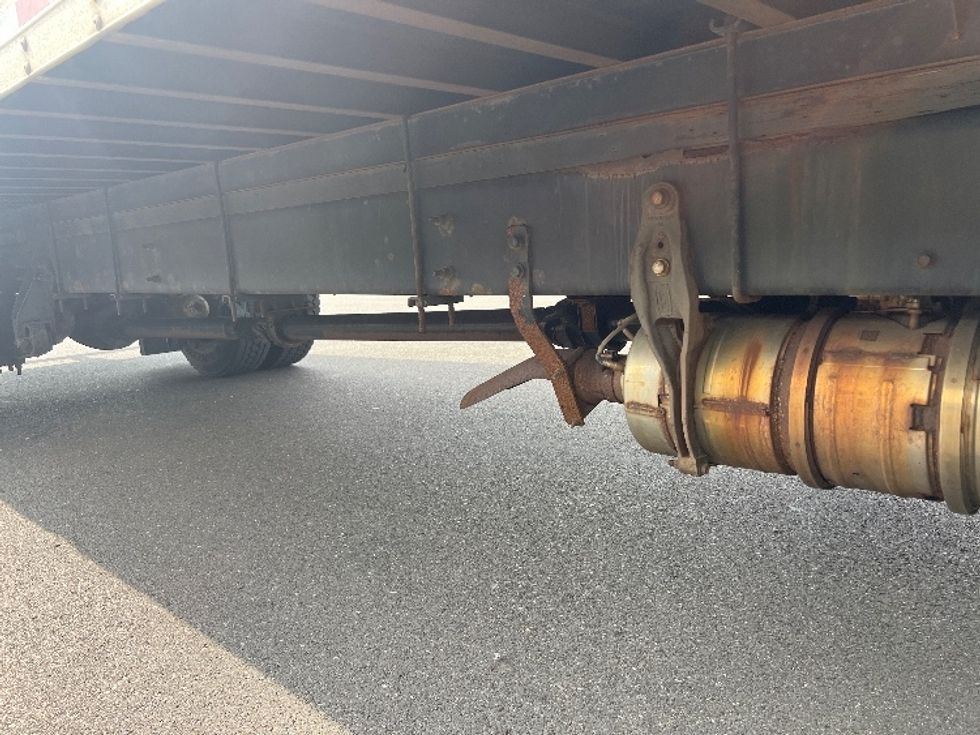 Medium Duty Box Truck-Light and Medium Duty Trucks-International-2020-MV607-Burlington-NJ-216,431\n\t\tmiles-$ 35,750 - Image 14