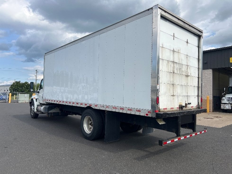 Medium Duty Box Truck-Light and Medium Duty Trucks-International-2020-MV607-Burlington-NJ-216,431\n\t\tmiles-$ 35,750 - Image 6