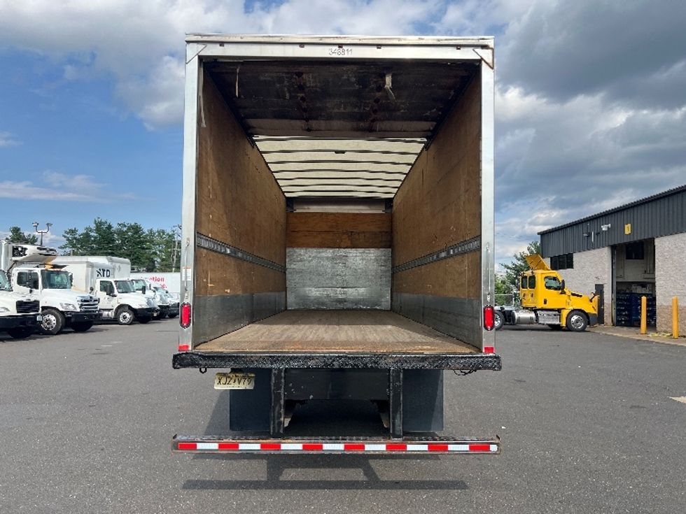 Medium Duty Box Truck-Light and Medium Duty Trucks-International-2020-MV607-Burlington-NJ-216,431\n\t\tmiles-$ 35,750 - Image 8