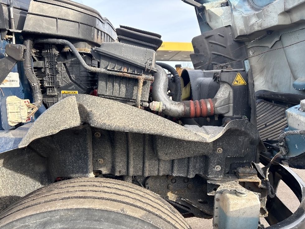 Medium Duty Box Truck-Light and Medium Duty Trucks-International-2020-MV607-Burlington-NJ-240,328\n\t\tmiles-$ 37,000 - Image 22