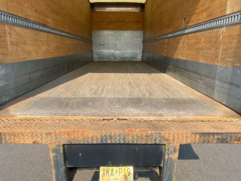 Medium Duty Box Truck-Light and Medium Duty Trucks-International-2020-MV607-Burlington-NJ-260,583\n\t\tmiles-$ 33,750 - Image 10