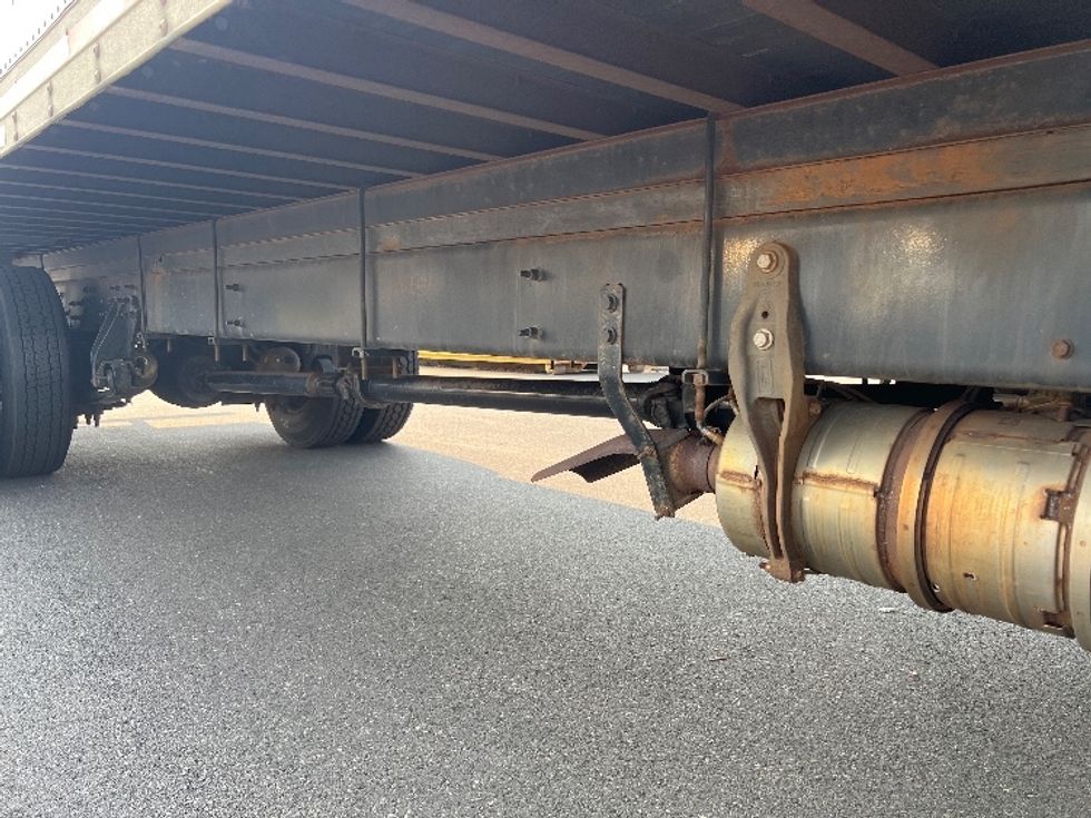 Medium Duty Box Truck-Light and Medium Duty Trucks-International-2020-MV607-Burlington-NJ-260,583\n\t\tmiles-$ 33,750 - Image 14