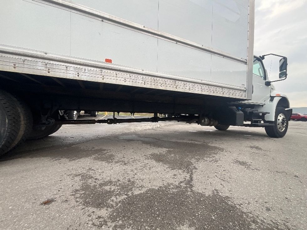 Medium Duty Box Truck-Light and Medium Duty Trucks-International-2020-MV607-Burlington-ON-271,195\n\t\tkm-$ 47,500 - Image 14