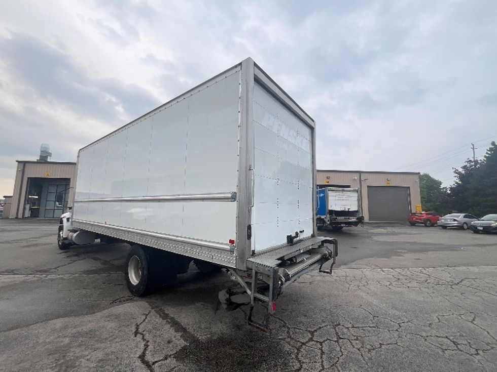 Medium Duty Box Truck-Light and Medium Duty Trucks-International-2020-MV607-Burlington-ON-271,195\n\t\tkm-$ 47,500 - Image 6