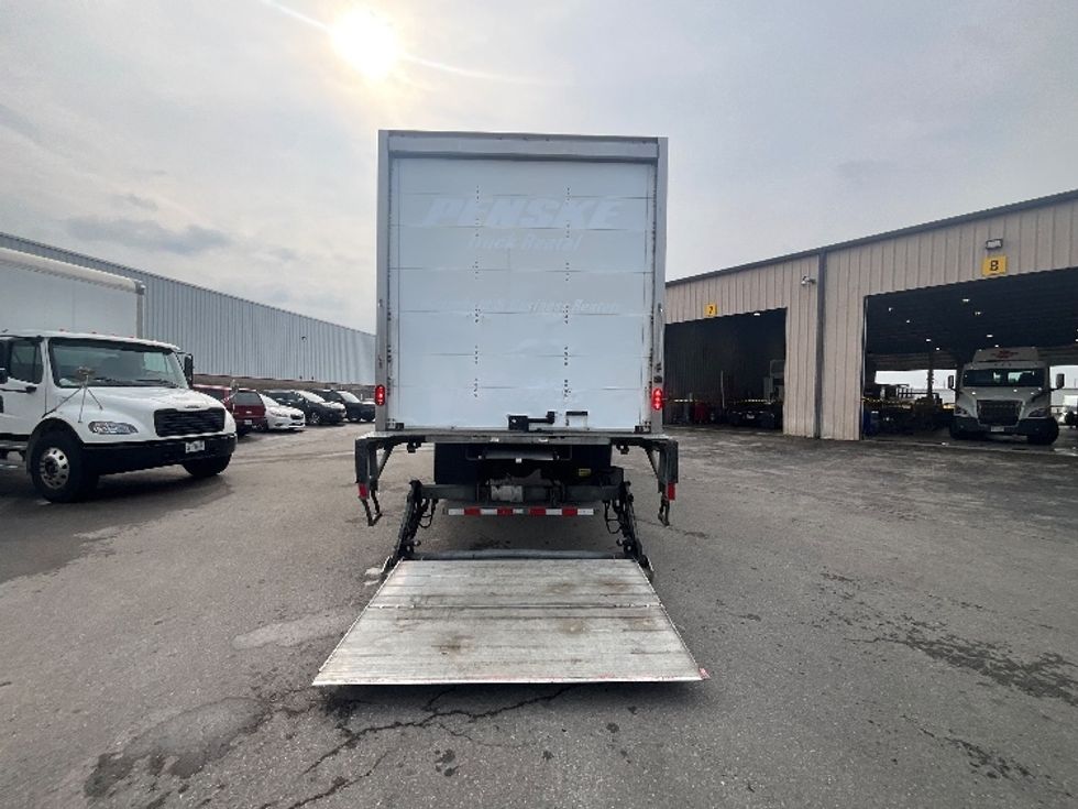 Medium Duty Box Truck-Light and Medium Duty Trucks-International-2020-MV607-Burlington-ON-271,195\n\t\tkm-$ 47,500 - Image 9