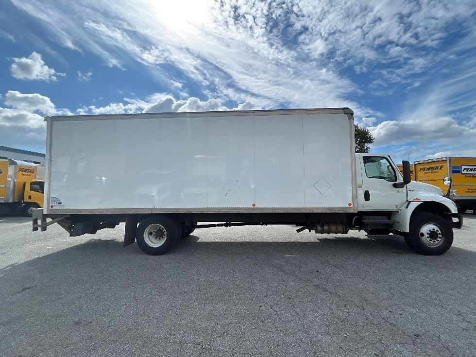 Medium Duty Box Truck-Light and Medium Duty Trucks-International-2020-MV607-Burnaby-BC-160,450\n\t\tkm-$ 66,500 - Image 15