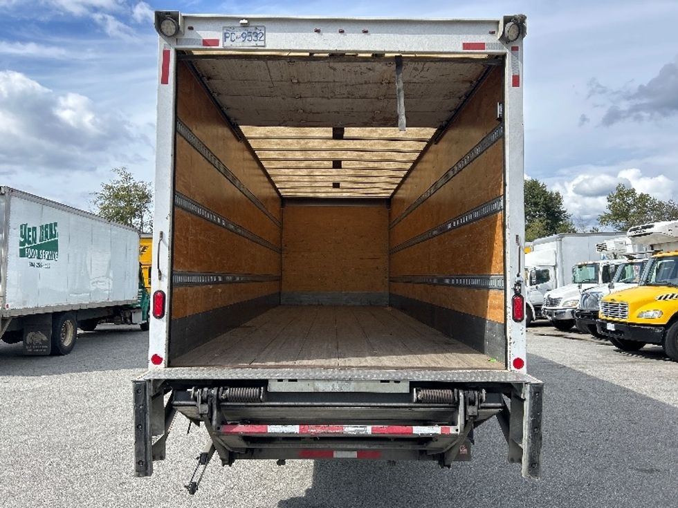 Medium Duty Box Truck-Light and Medium Duty Trucks-International-2020-MV607-Burnaby-BC-160,450\n\t\tkm-$ 66,500 - Image 8